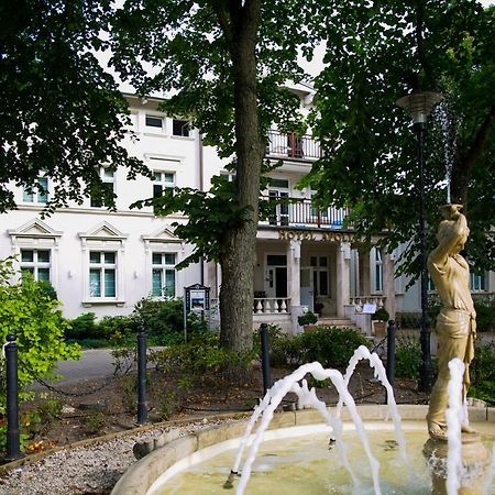 Hotel Apollo Дарлувко Экстерьер фото